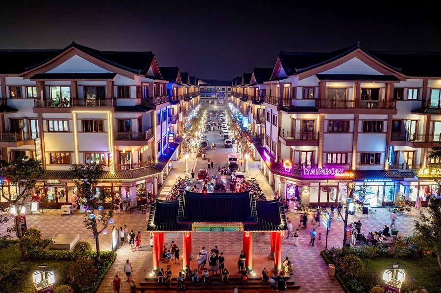 Phố Hàn K-Town nhộn nhịp mỗi mùa lễ hội