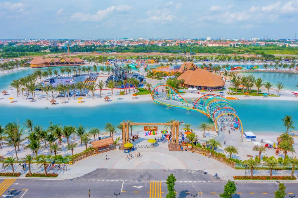 Các siêu tiện ích như VinWonders Wave Park được ví như "kỳ quan đô thị".